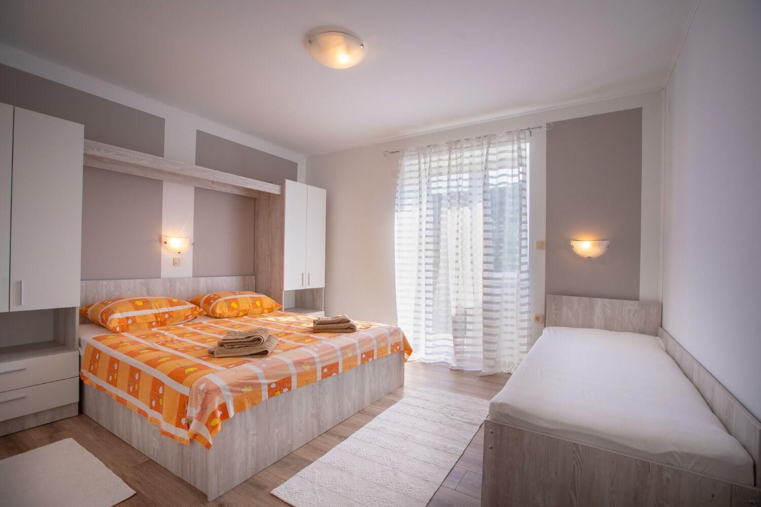 Apartments Marija Supetarska Draga Exterior foto
