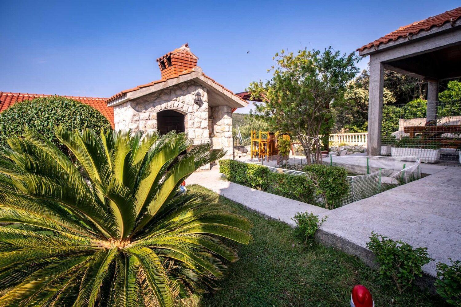 Apartments Marija Supetarska Draga Exterior foto